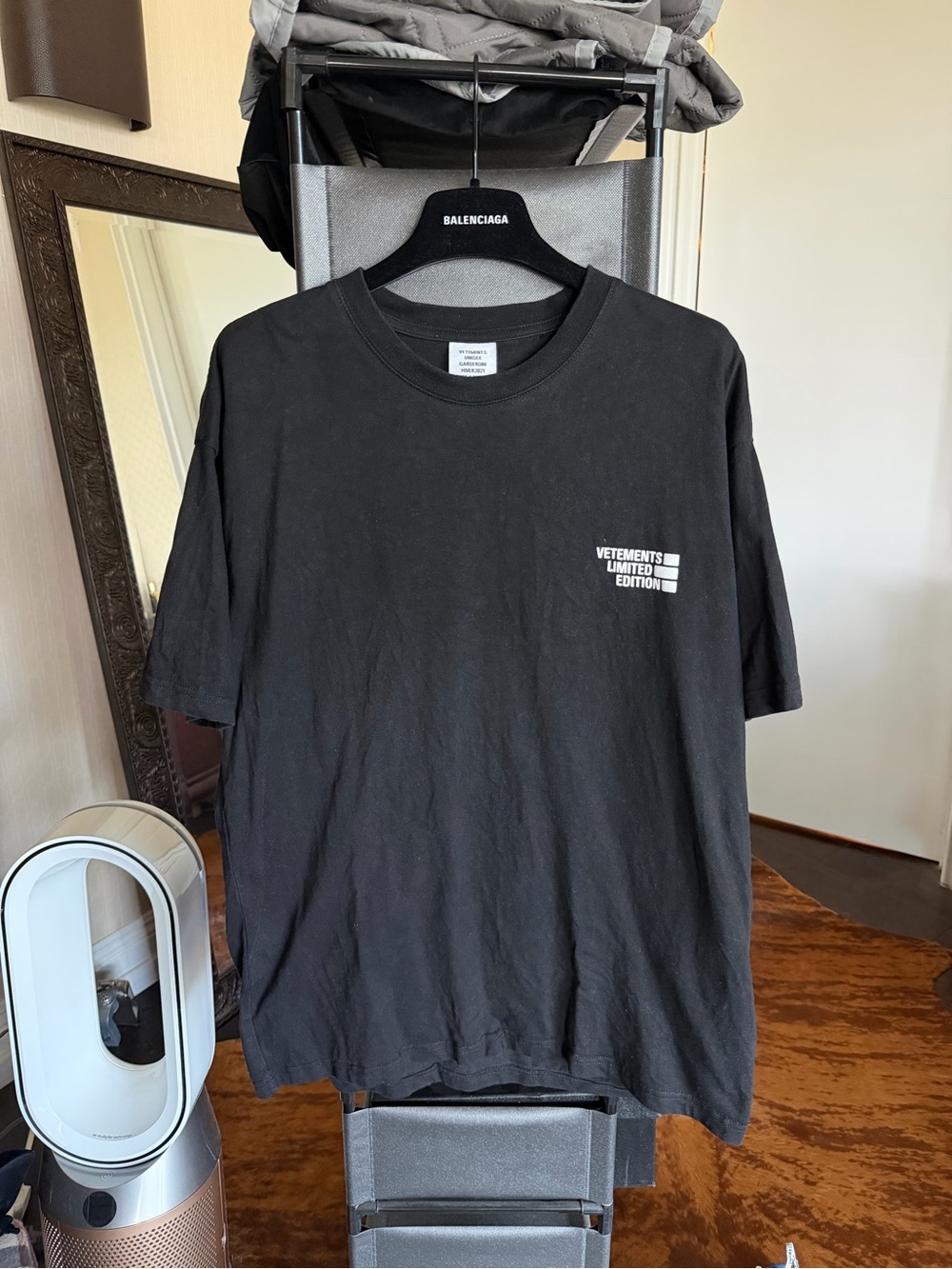 Vetements Black Short Sleeve Tee